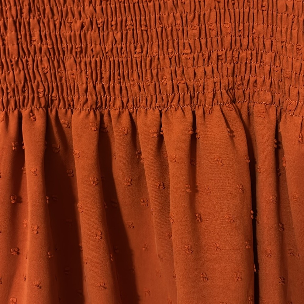 Women's Rust Smocked Top - Picture 2 of 2